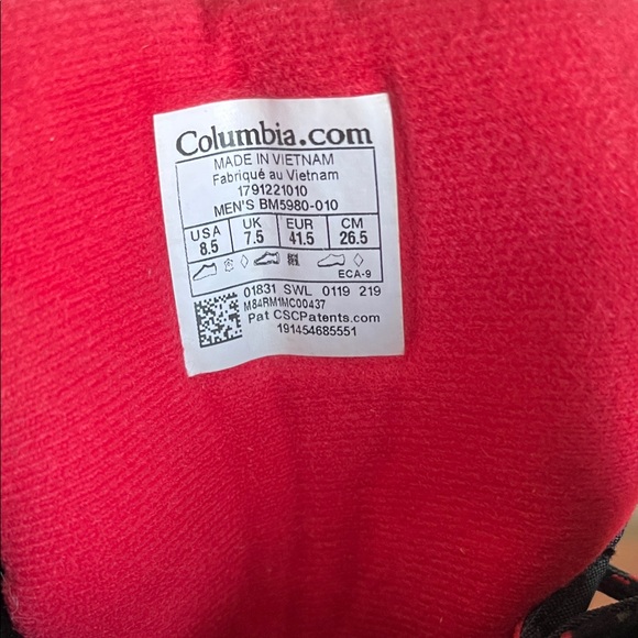 Columbia Black and Red Insulated Boots - Picture 3 of 13